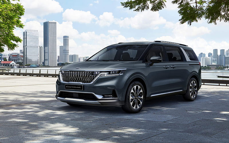 Минивэн Kia Carnival для семейной поездки